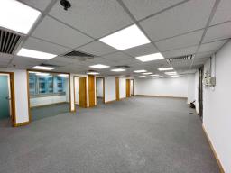 Strand 50 image 4