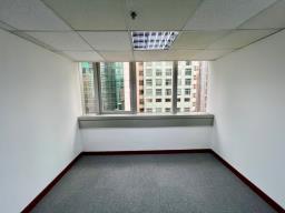 Strand 50 image 6