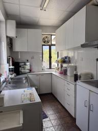 312 Prince Edward Road image 4
