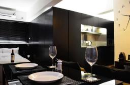 7 Hing Wan Street image 1