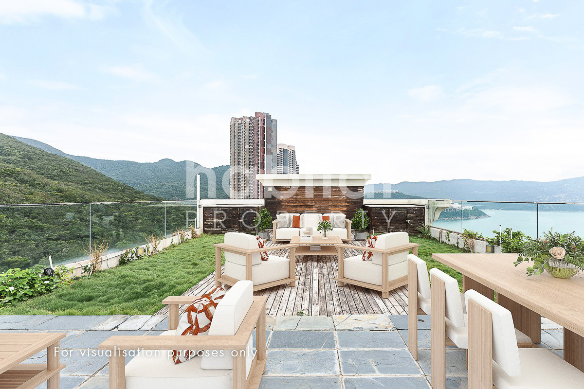 Penthouse with Private Roof Terrace