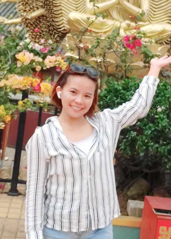 Maricris C. 