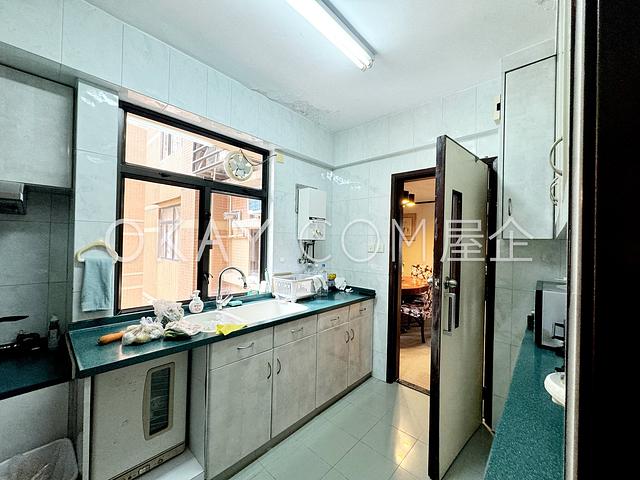 Wylie Court | Wylie Court, Ho Man Tin - 3 Bed, 3