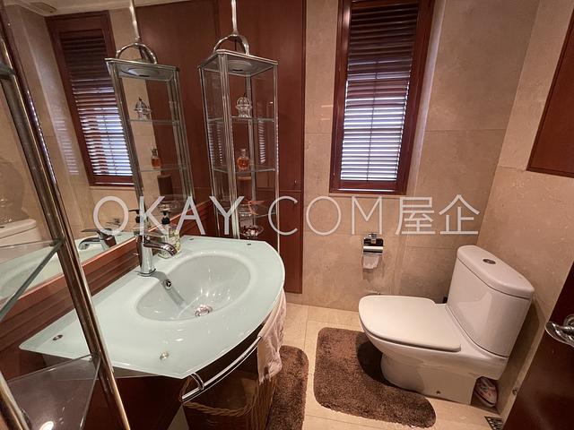 Wing On Court | Wing On Court, Ho Man Tin - 3 Bed,