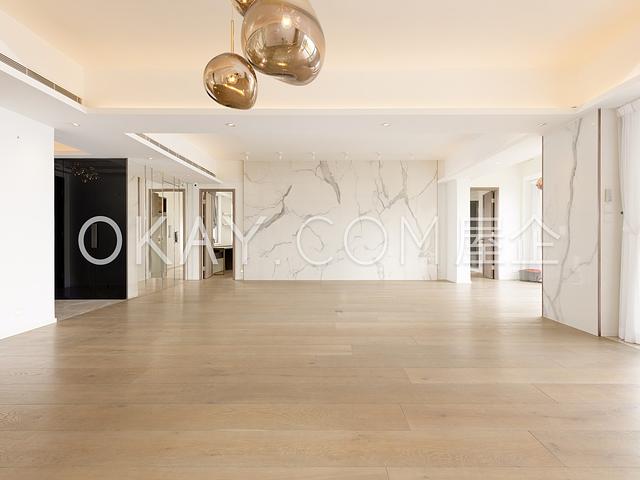 Vivian Court | Vivian Court, The Peak - 5 Bed, 3