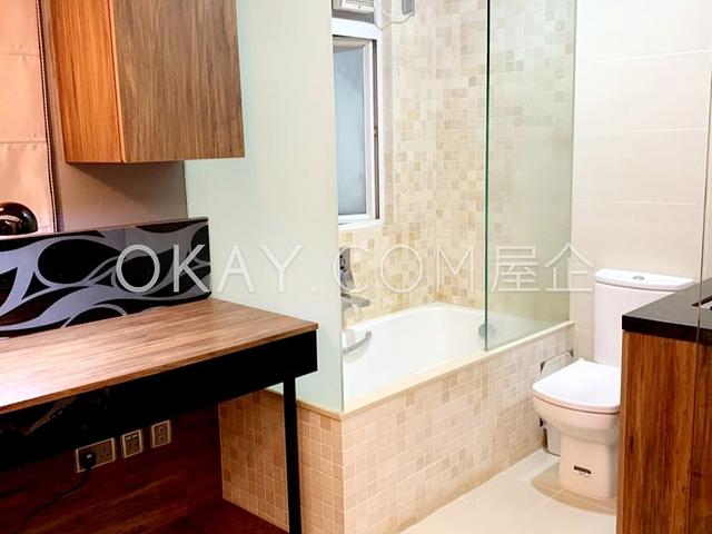 Hong Kong Mansion | Hong Kong Mansion, Causeway