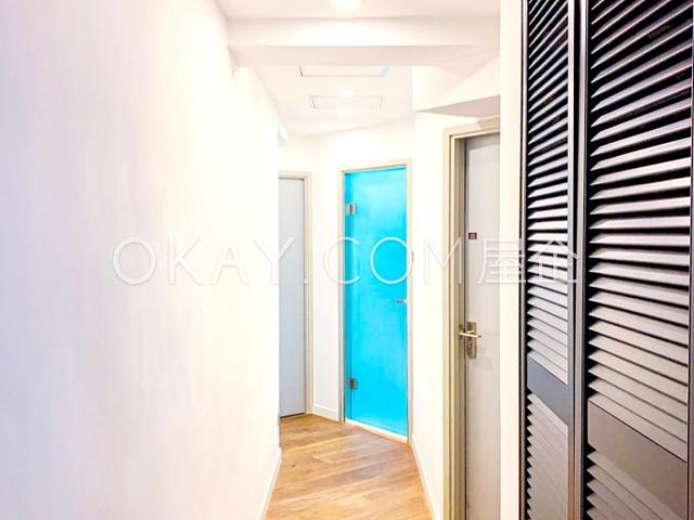 Hong Kong Mansion | Hong Kong Mansion, Causeway