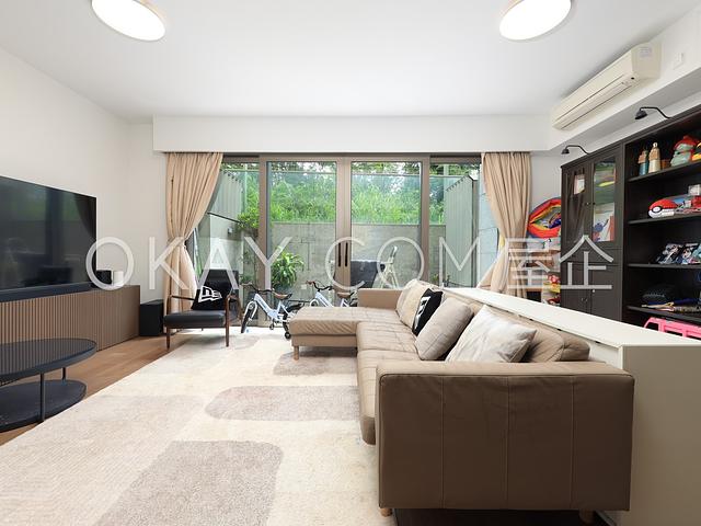 Bisney Crest | Bisney Crest, Pokfulam - 3 Bed, 2