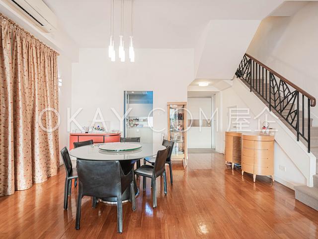 Aqua Blue (House) | Aqua Blue (House), Tuen Mun -