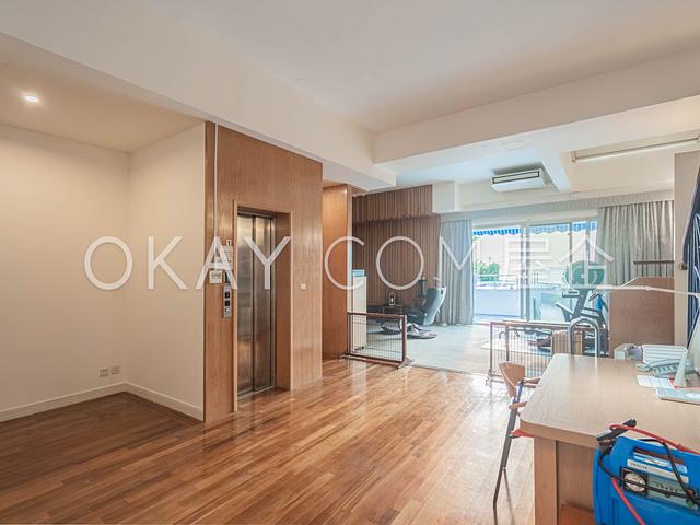 Aqua Blue (House) | Aqua Blue (House), Tuen Mun -