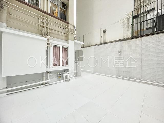 Chun Hing Mansion | Chun Hing Mansion, Happy