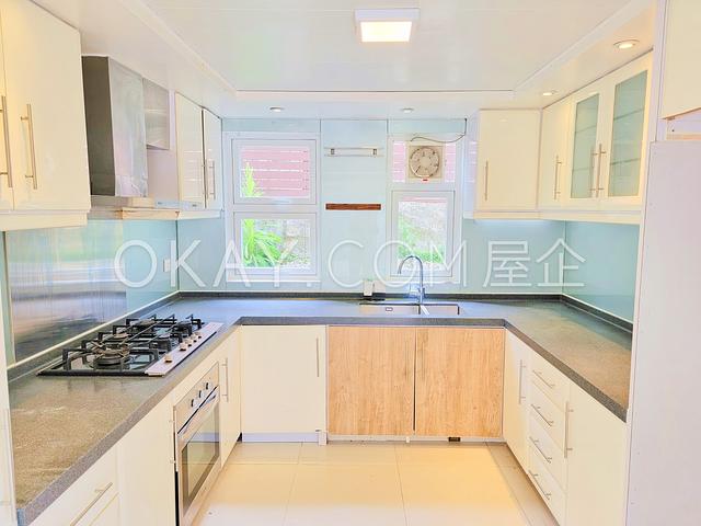 Tseng Lan Shue | Tseng Lan Shue, Clearwater Bay -