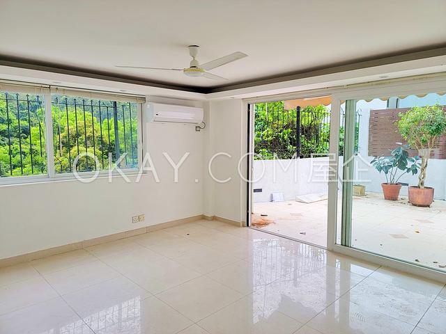Tseng Lan Shue | Tseng Lan Shue, Clearwater Bay -