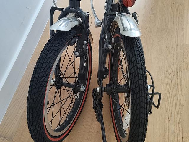Brand-new Tonino Lamborghini 16" Folding Bike