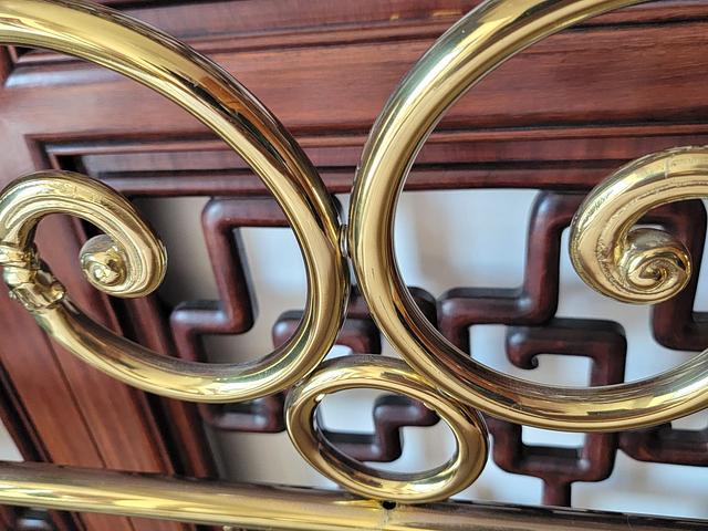 Brass bed frame plus simmons mattress