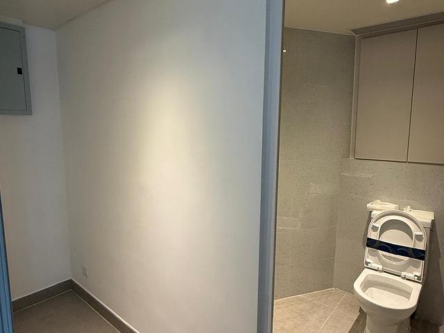 IslandSouth Seaview 3 Bedrooms Ensuite w Maidroom