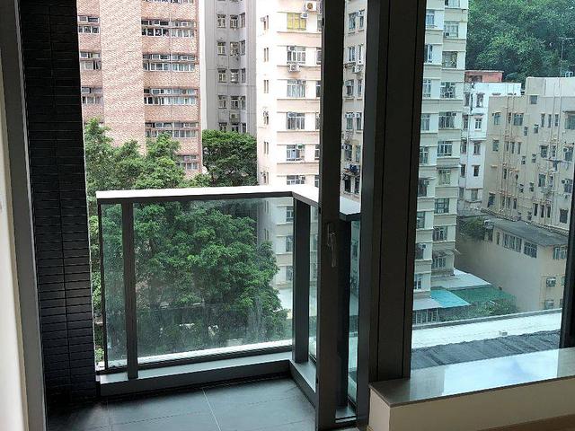 Studio Flat available to Rent near HKU MTR
