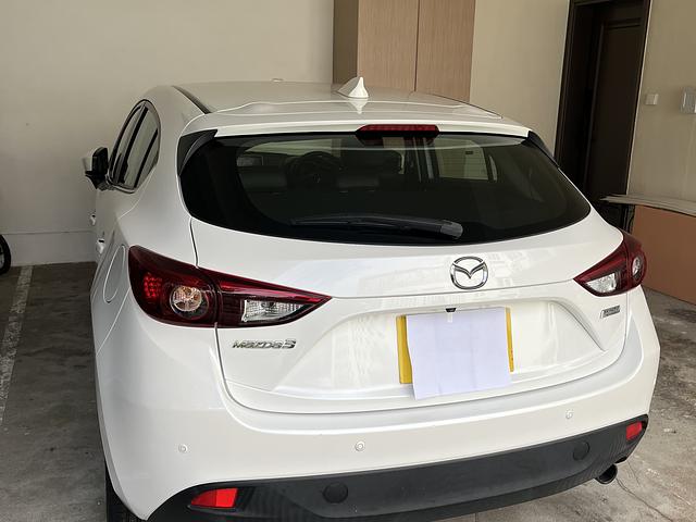 2016 Mazda 3, 2 litre automatic