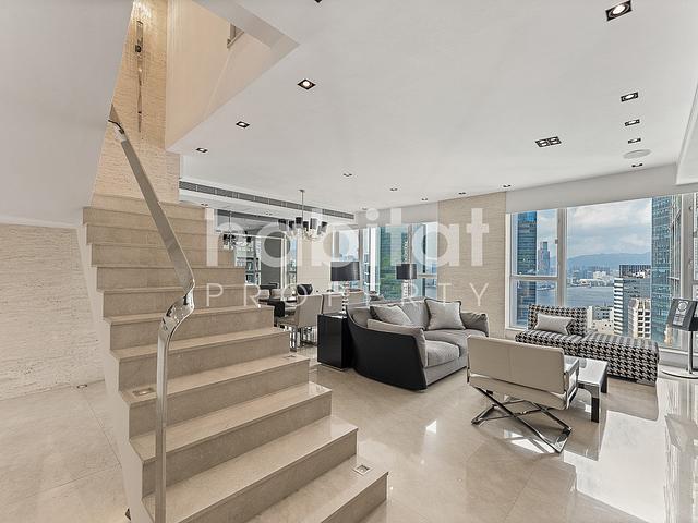 Exceptional Duplex Residence in the Heart of Admir