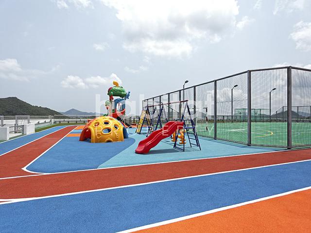 Seaview Townhouse near HK Academy