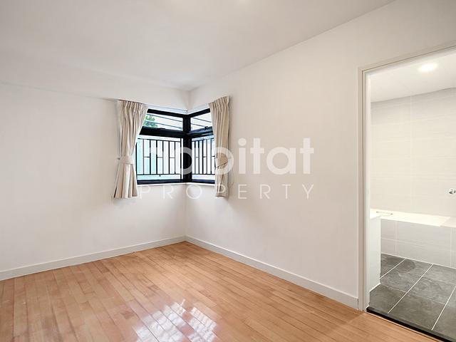 Seaview Townhouse near HK Academy