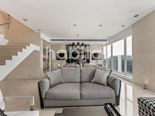 Exceptional Duplex Residence in the Heart of Admir