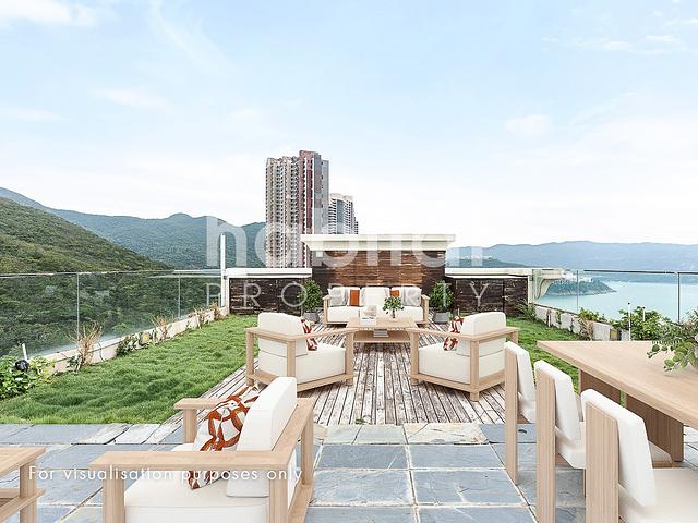 Penthouse with Private Roof Terrace