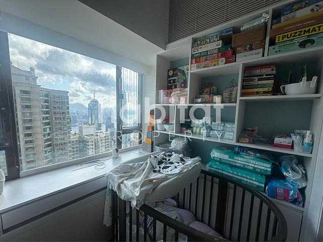 Private Terrace in Great Location