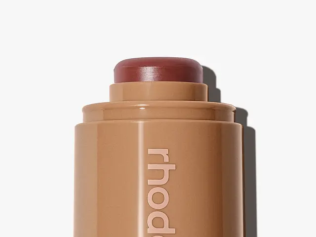 Rhode Pocket Blush - Toasted Teddy