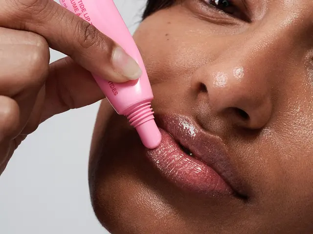 Rhode peptide lip tint - Jelly Bean