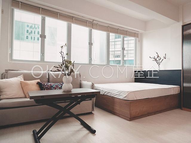 28-30 Queen Street | 28-30 Queen Street, Sheung