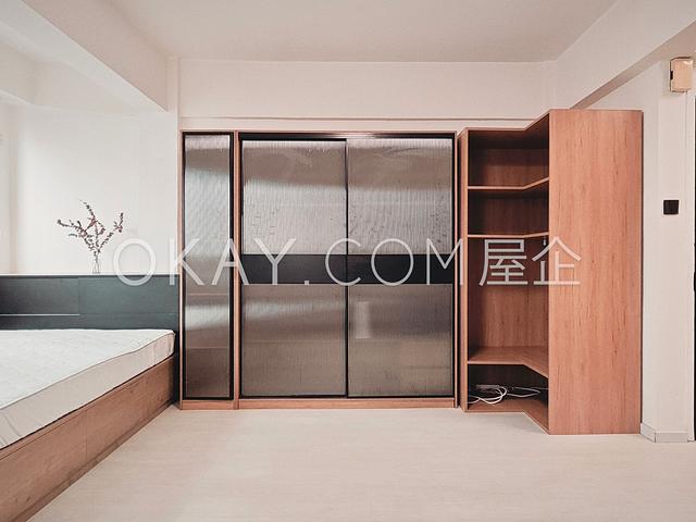 28-30 Queen Street | 28-30 Queen Street, Sheung