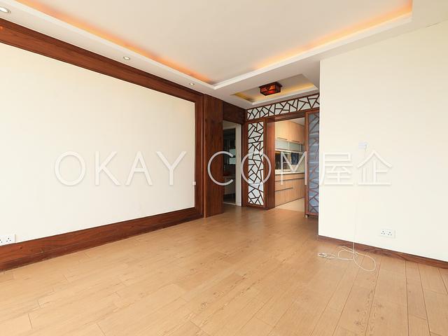 La Vista | La Vista, Discovery Bay - 3 Bed, 2