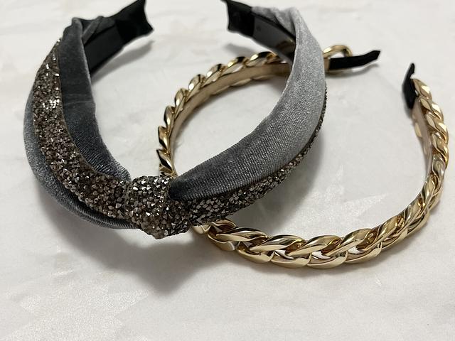 Free - Hair clips and Hair band