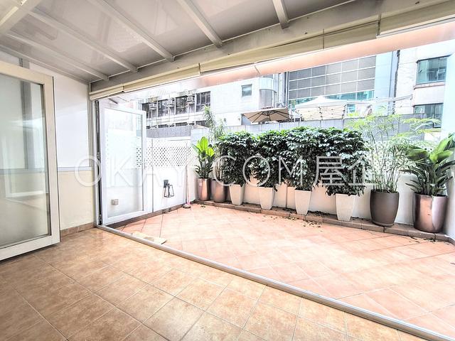 Wo On Building | Wo On Building, Central - 1 Bed,