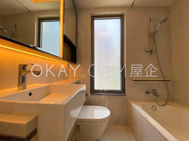 H. Bonaire | H. Bonaire, Aberdeen - 1 Bed, 2 Bath,