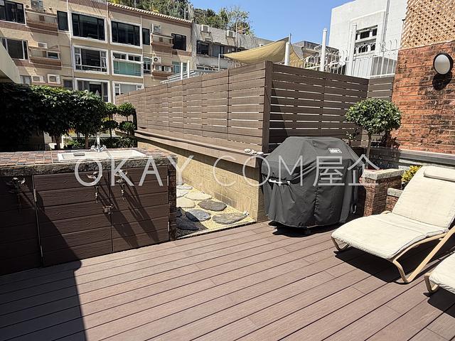 7 Fung Fai Terrace | 7 Fung Fai Terrace, Happy