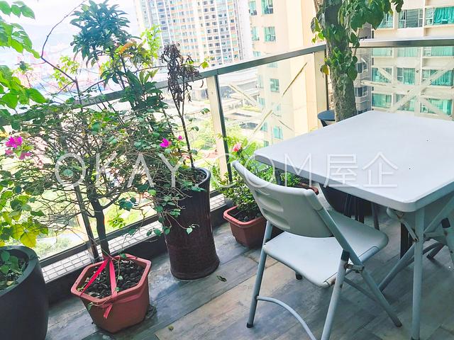 The Waterfront | The Waterfront, Kowloon Station -