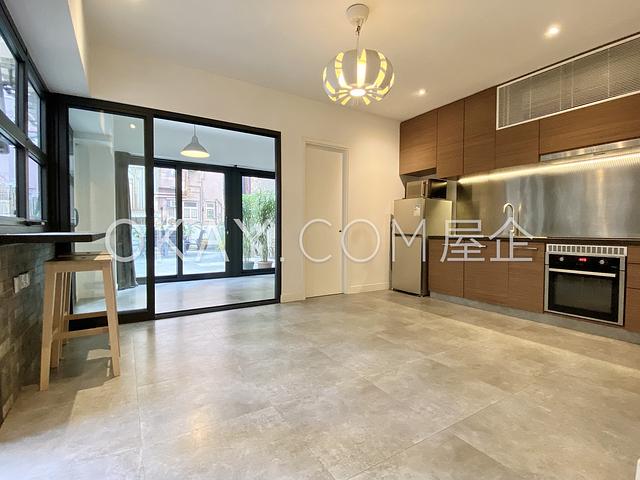 New Fortune House | New Fortune House, Western