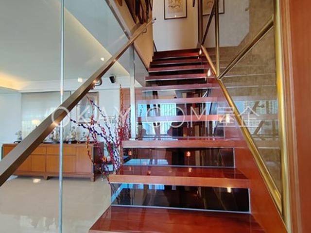 Butler Towers | Butler Towers, Jardine's Lookout -