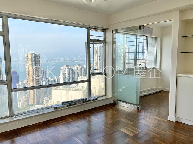 Emerald Garden | Emerald Garden, Pokfulam - 2 Bed,