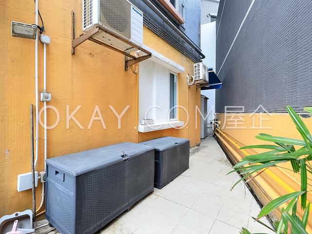 Bic Wah Court | Bic Wah Court, Western District -