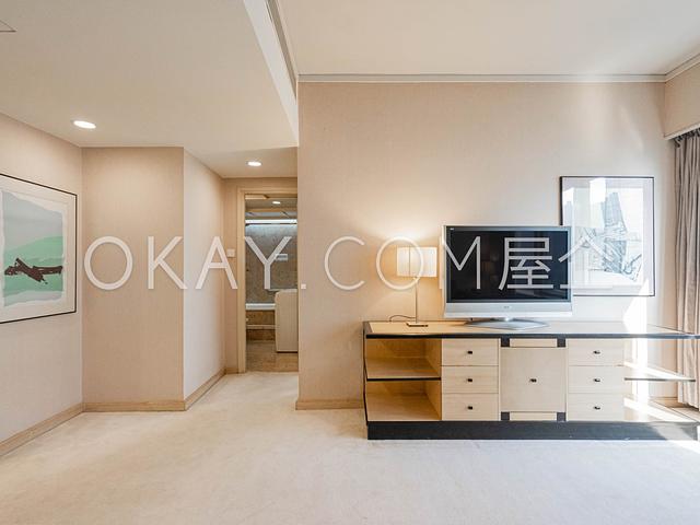 Convention Plaza Apartments | Convention Plaza