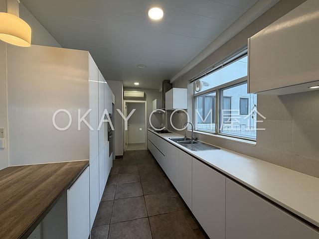 Leon Court | Leon Court, Mid-levels East - 3 Bed,
