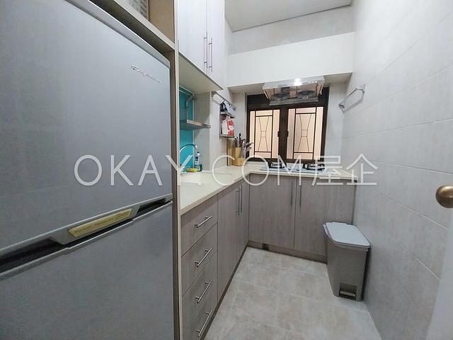 Po Yuen Building | Po Yuen Building, Mid-levels