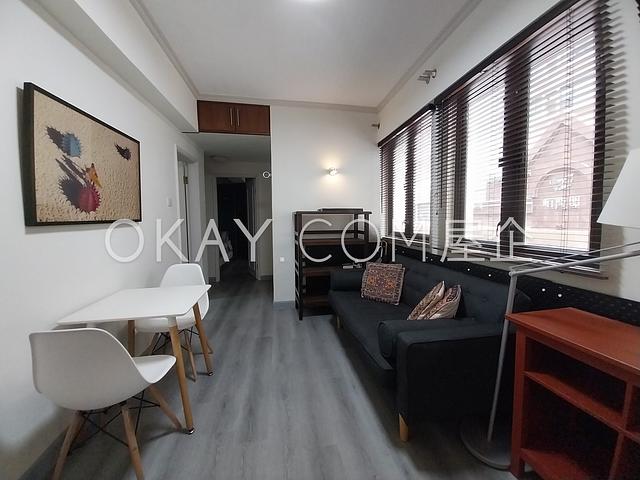 Po Yuen Building | Po Yuen Building, Mid-levels