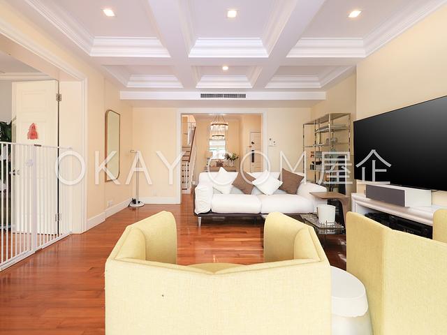 Beach Village - Seahorse Lane | Beach Village -