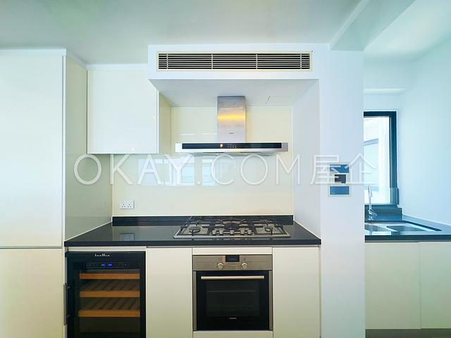 Aqua 33 | Aqua 33, Pokfulam - 3 Bed, 2 Bath, 1,257