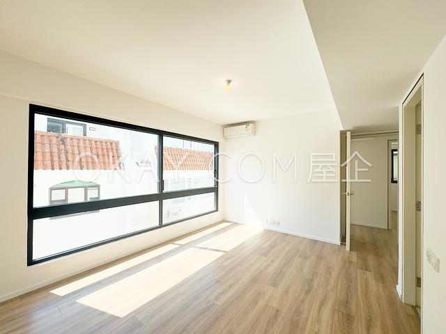 Aqua 33 | Aqua 33, Pokfulam - 3 Bed, 2 Bath, 1,257
