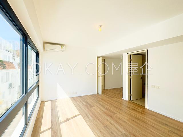 Aqua 33 | Aqua 33, Pokfulam - 3 Bed, 2 Bath, 1,257